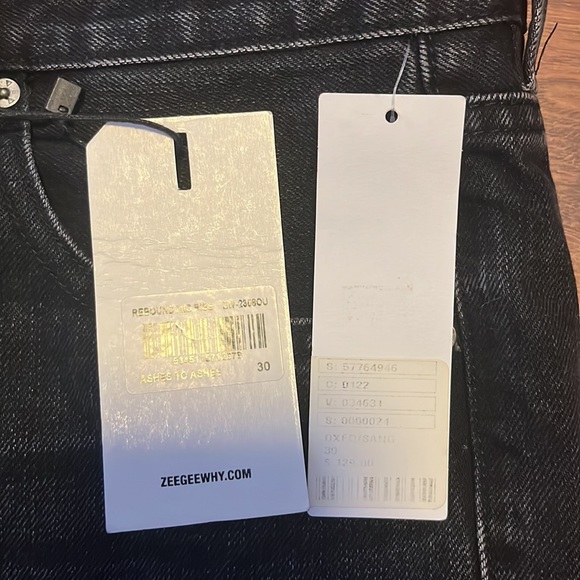 NWT* Urban Outfitters ZGY Jeans- Ashes to Ashes - Picture 7 of 7